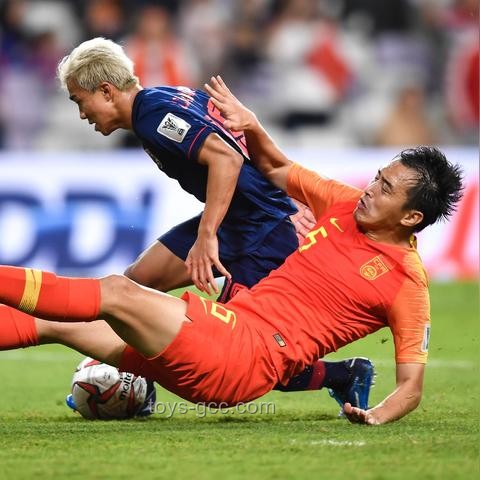 伊朗报复升级：密集导弹发射后的中东局势趋势预测